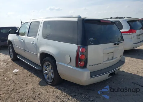 2013 GMC Yukon Xl 1500 Denali z USA, uszkodzony, nr VIN 1GKS1MEF5DR366116
